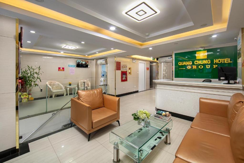 Quang Chung Hotel - 56 Le Van Thiem - By Bay Luxury Hanoi Exteriör bild